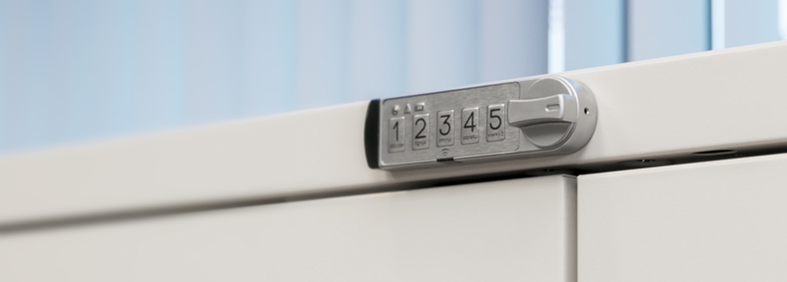 microIQ-cabinet-drawer-office-lock